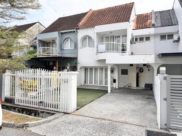MURAH Double Storey Renovated Taman Pinggiran Ukay Ampang