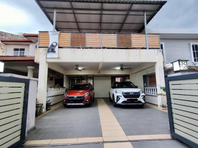 MURAH Double Storey Taman Mawar Salak Tinggi Sepang