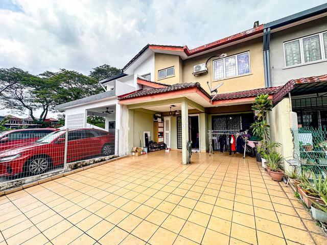 MURAH Double Storey Teres Taman Sri Kenari Kajang