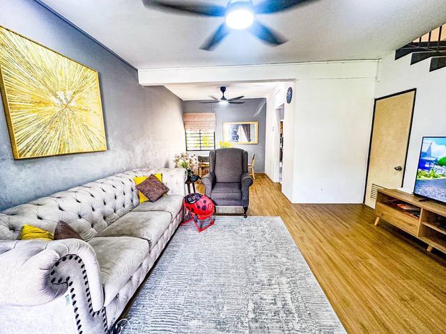 MURAH Double storey Terrace Taman Sri Indah Balakong Cheras