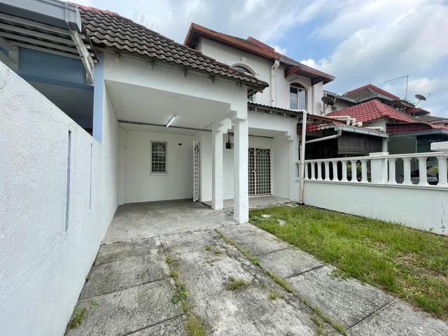 MURAH Double Storey Terrace USJ 1 Subang Jaya For Sales