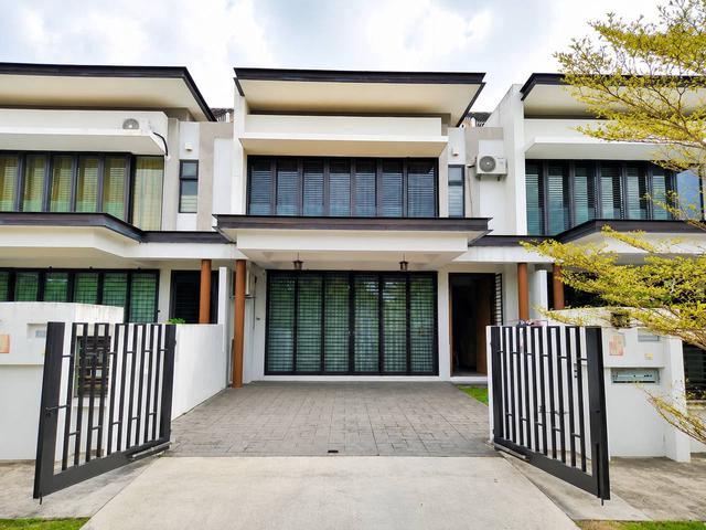 MURAH FACING OPEN 2 Storey Terrace Elmina Gardens East Shah Alam