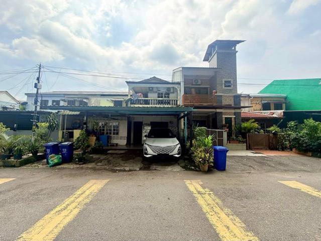 MURaH Facing Open Double Storey Seksyen 18 Shah Alam
