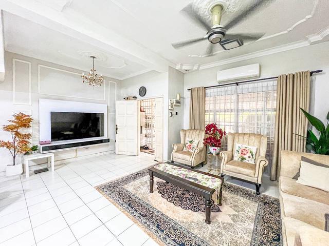 MURAH FACING OPEN Double Storey Terrace House Taman Pelangi Semenyih