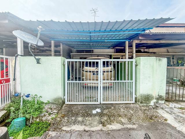 MURAH FREEHOLD Double Storey Terraced at Taman Cuepacs Kajang