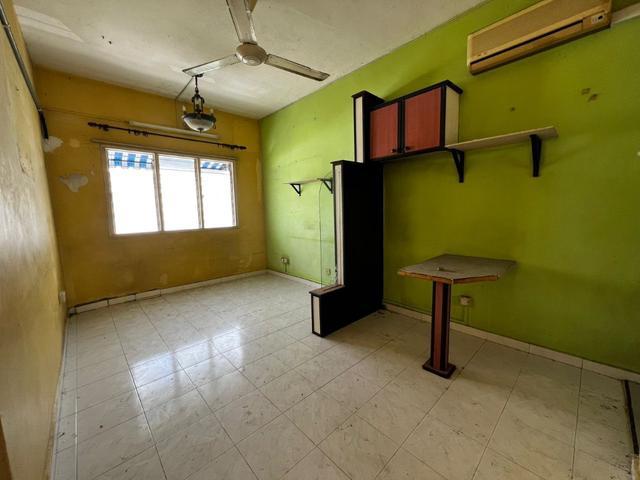 MURAH Full Loan Below Market Taman Suria Jaya Flat near Len Seng KL
