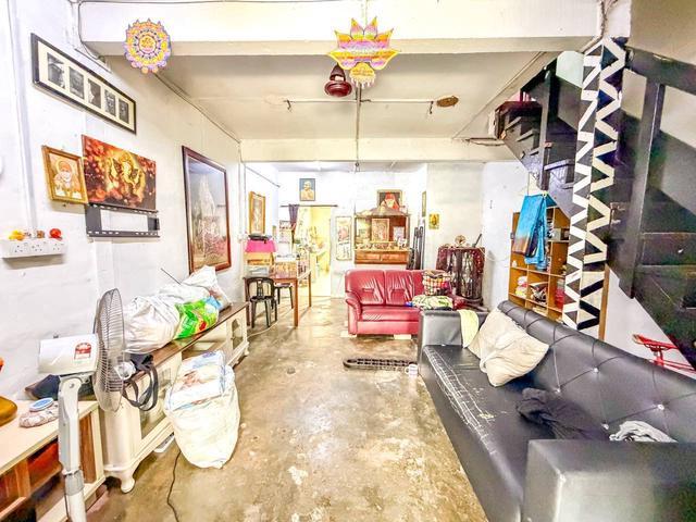 MURAH FULL LOAN Taman Medan Double Storey Terrace Petaling Jaya PJS 2