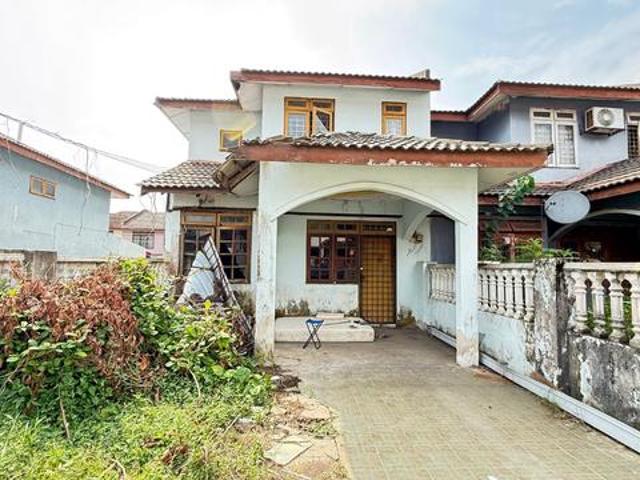 MURAH GOOD ROI Double sty in Jln Anggerik Bukit beruntung