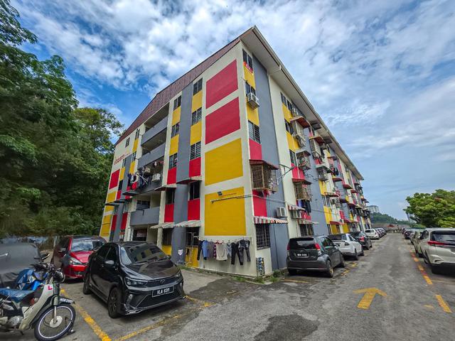 MURAH GROUND FLOOR Flat Taman Damai Indah Kajang