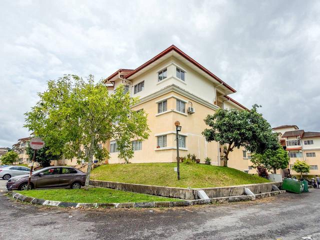 MURAH Level 1 Apartment Vista Seri Putra Bangi Non bumi Guard