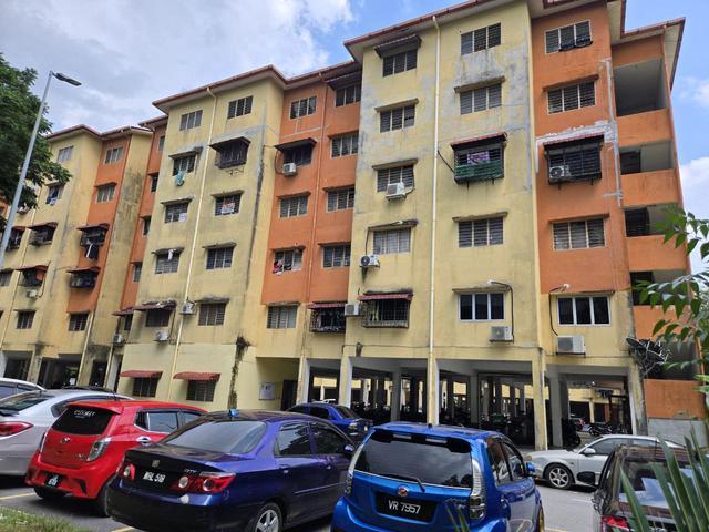 MURAH Level 3 Flat at Gugusan Semarak Kota Damansara