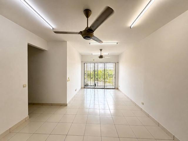 MURAH NEWLY REFURBISHED Pangsapuri Seri Pinang Setia Alam FOR SALE