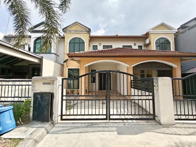 MURAH NICE UNIT Double Storey Terrac Warisan Indah Kota Warisan Sepang