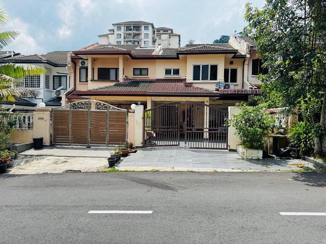 MURAH NON BUMI RENOVATED Double Storey Taman Bukit Indah Ampang