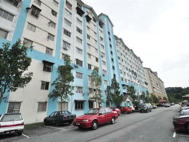 MURAH rental up RM1000 Enggang with liftBandar KinraraPuchong