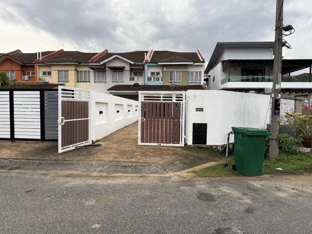 MURAH RENOVATED 2 Storey Terrace House Bandar Tasik Puteri Rawang