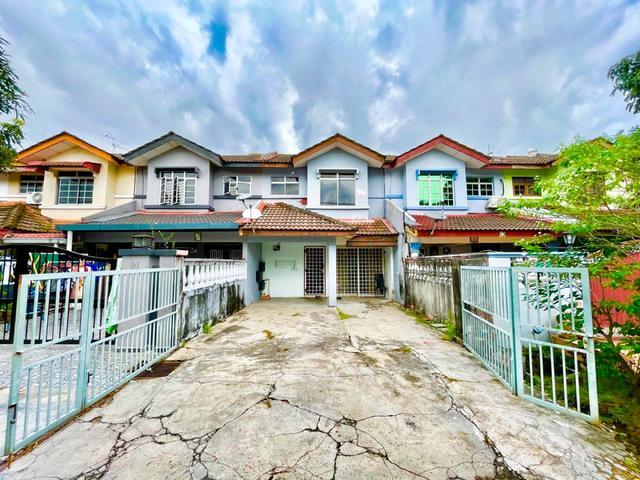 Murah Rumah NiLRT Masjid dekat Jalan Perdana PUCHONG PERDANA