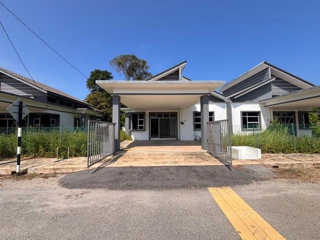 TANAH LUAS Semi D Setingkat KG Alor Ladang BESERAH KUANTAN
