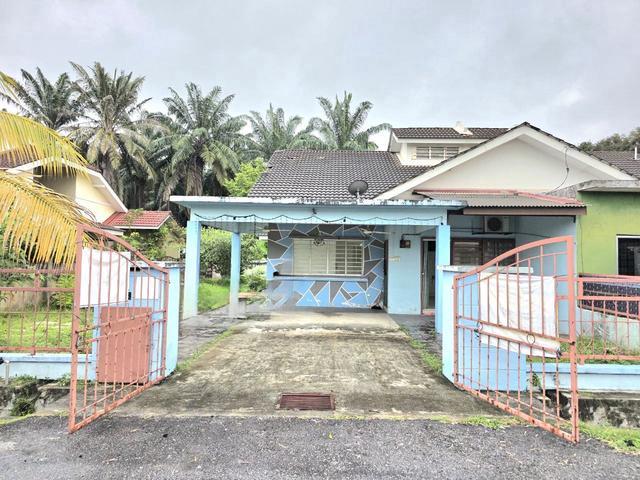 MURAH SemiD 1 Storey Taman Indah KLIA Salak Tinggi