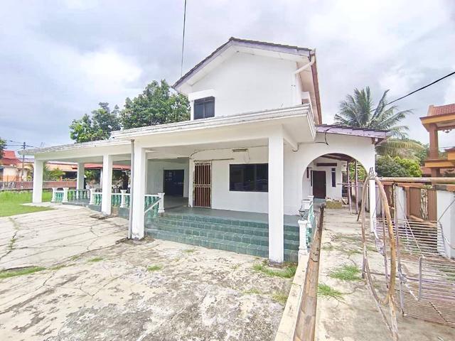 MURAHCORNER BESAR OPEN FACINGBanglo 2Tingkat Taman Marida Senawang