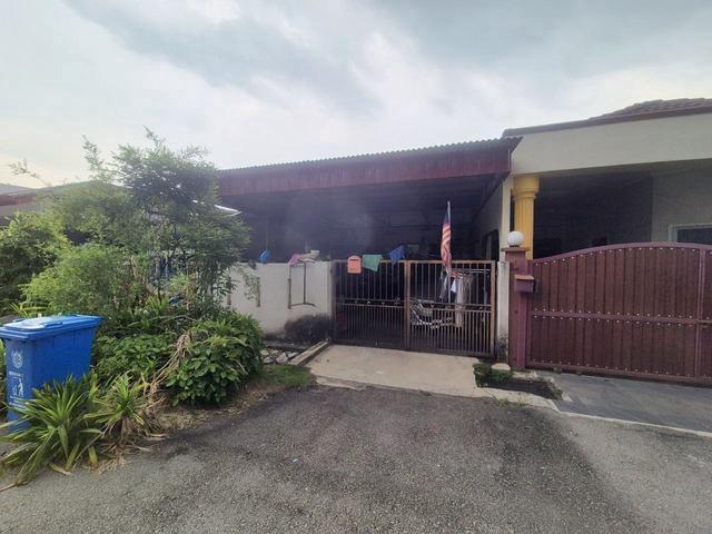 Murahh Facing Open 1 Storey House Seksyen 17 Shah Alam