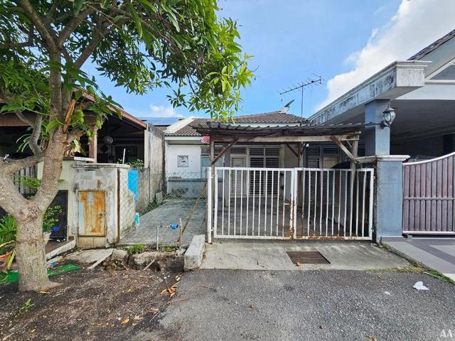 MURAHSingle Storey Terrace House Bandar Saujana Putra SP7