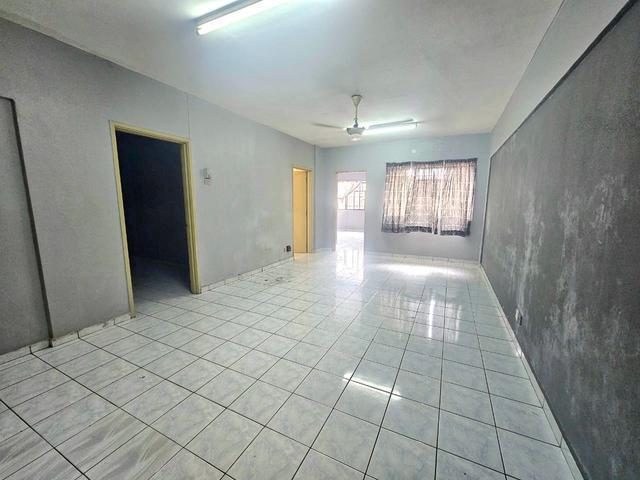MURAHTingkat 2 ada lifSubang Suria Apartment Subang Bestari