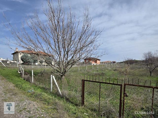 MURAT TÜRKMEN'den GÜNEYCE'de MÜKEMMEL_konumda MERKEZİ_yerde TEK_tapu 1600m2_ARSA_fırsatı