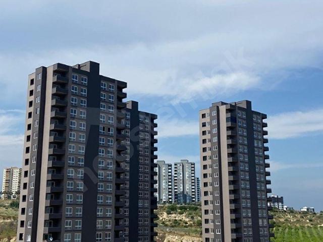 MURAT EMLAK'TAN ATATÜRK MAH. 180 METRE KARE 4+1 AMERİKAN MUTFAK SATILIK DAİRE