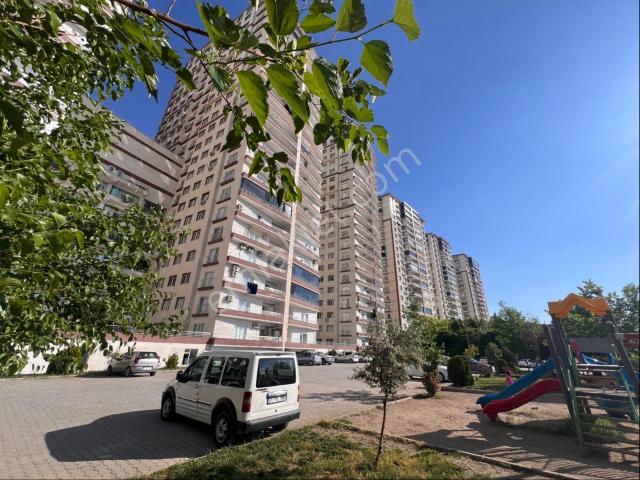 Murat Emlaktan Sitel Full Eşyalı Ayrı Mutfaklı 1+1 Dairemiz Kiralıktır