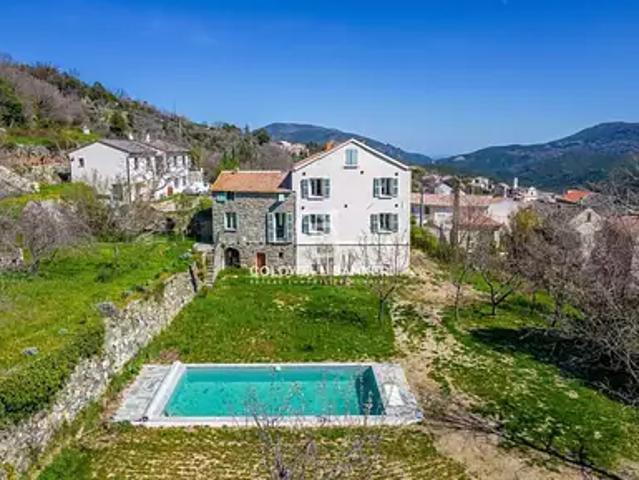 Murato 20239 Achat / Vente maison 9 pièces t9 piscine
