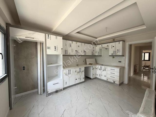 Muratbey Mah. 110m² 2+1 Havuzlu Site Arakat Ultra Lüx İşçilik