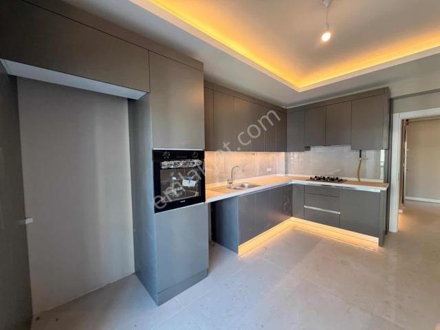 Muratbey Mah. 150m² 3+1 + Havuzlu Site En Gözde Site Ve Konum