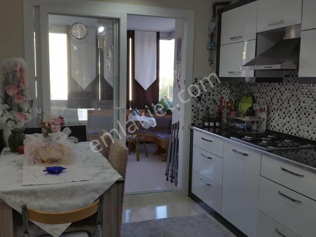 Muratbeyde 80.yıl İlköğretim Okulu Yakınında Geniş 2+1