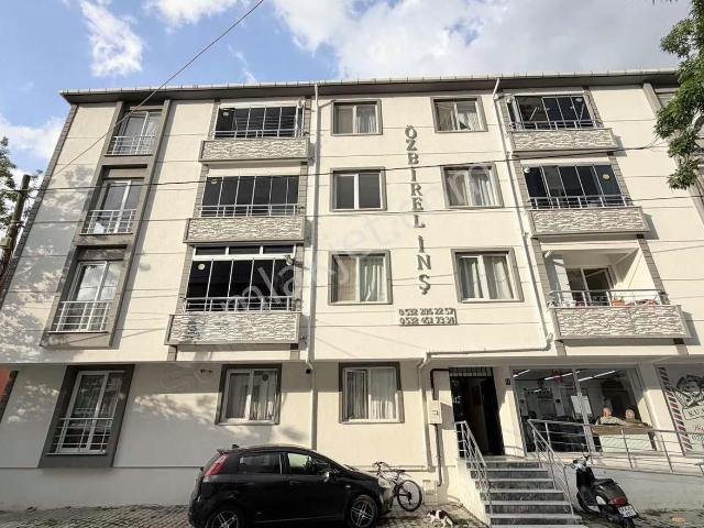 Muratlı Kurtpınar'da Satılık 2+1 Fırsat Daire