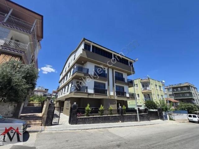Muratpaşa Gayrimenkulden Yeni Emekte 85m² 2+1 Arakat Daire