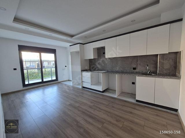 MURATPAŞA YEŞİLDERE'DE KAPALI OTOPARKLI HAVUZLU Y. GRŞ 1+1 DAİRE
