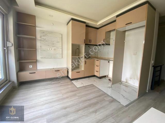 Muratpaşa'da 2+1 Ters Dublex Satılık Daire