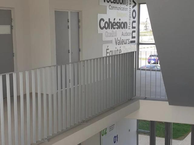 MURET SUD: Bureaux 233 m2 Immeuble neuf ERP