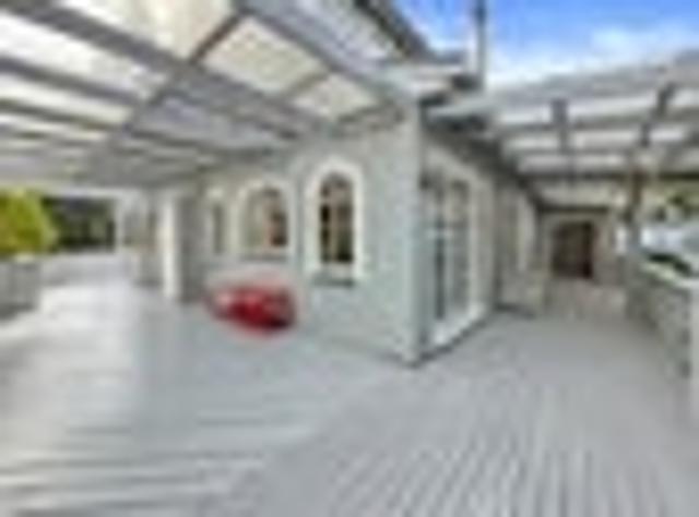 Muriwai Beach, 4 bedrooms, $900 pw