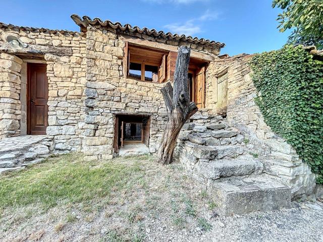 Murs Charme et quiétude pour cette bergerie rénovée 0m² Murs