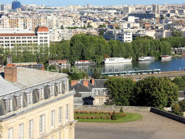 MURS COMMERCIAUX LOUÉS 421 M2 BOULOGNE BILLANCOURT – – OPPORTUNITÉ TRÈS RARE