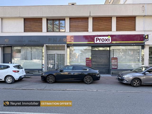 MURS COMMERCIAUX 157 m2 + CAVE/ENTREPOT