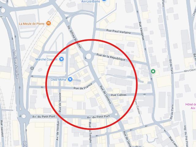 Murs commerciaux 260m2 + stationnement et réserve