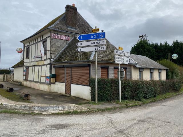 Murs d'un restaurant routier avec logement