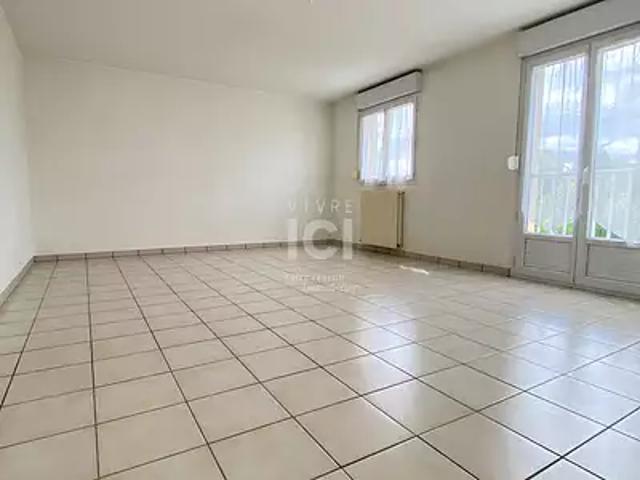 Mûrs Erigné 49610 Location appartement 3 pièces t3 cave parking
