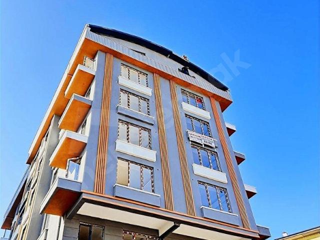 MÜRSEL ULUÇ' da FULL ŞEHİR MANZARALI ARA KAT SIFIR FIRSAT 1+1