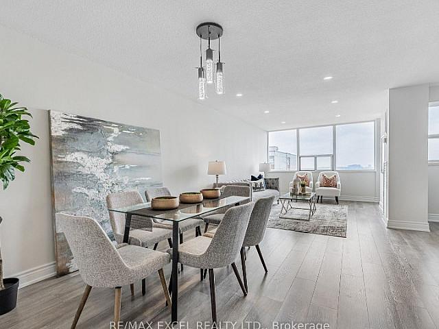 Must See 2 Bdrm 1 Bth In Toronto