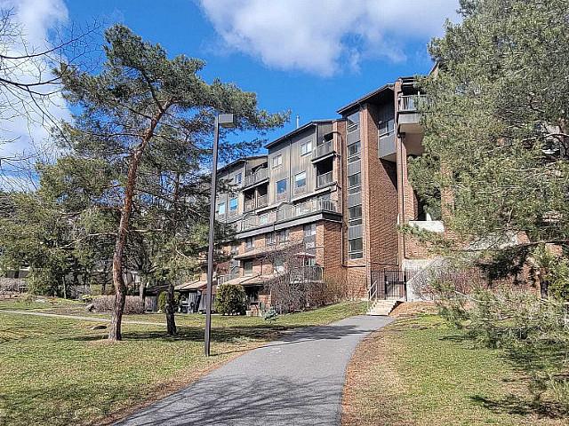 Must See 2 Bdrm 2 Bth In Mississauga