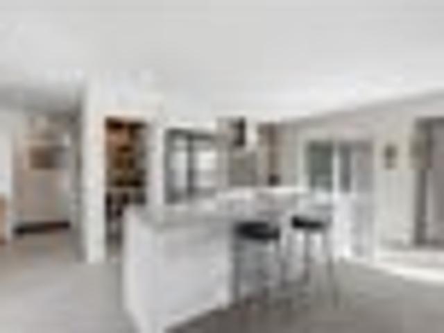 Spacious Family Living With Motivated Owners !